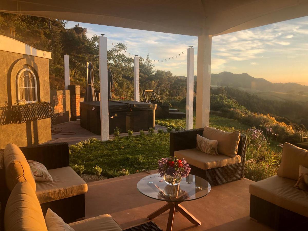 Bayview Valley Lodge Bed & Breakfast Whitianga Dış mekan fotoğraf