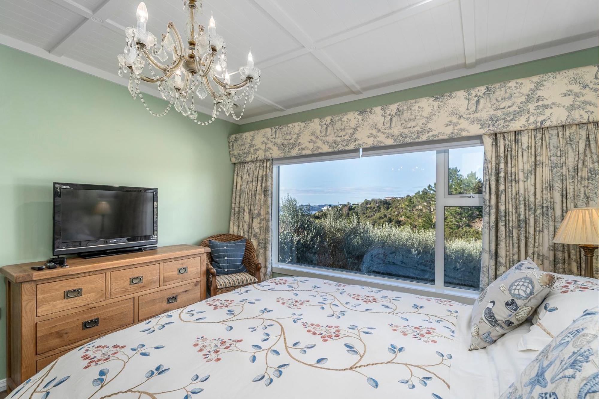 Bayview Valley Lodge Bed & Breakfast Whitianga Dış mekan fotoğraf
